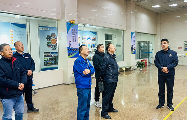 2024年3月6日，中國(guó)氮肥工業(yè)協(xié)會(huì)總工程師曹占高一行來(lái)公司座談交流3.jpg