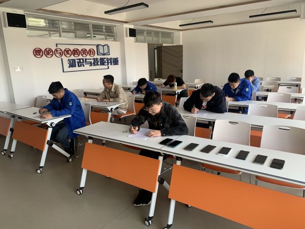 4月23日，車(chē)間組織崗位人員考試.jpg