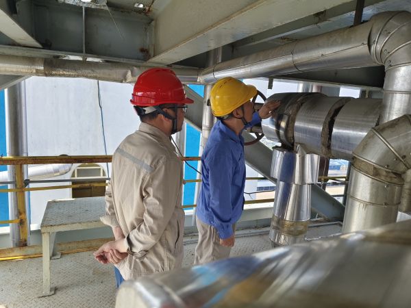 6月5日上午，尿素車間開展節(jié)前安全檢查.jpg